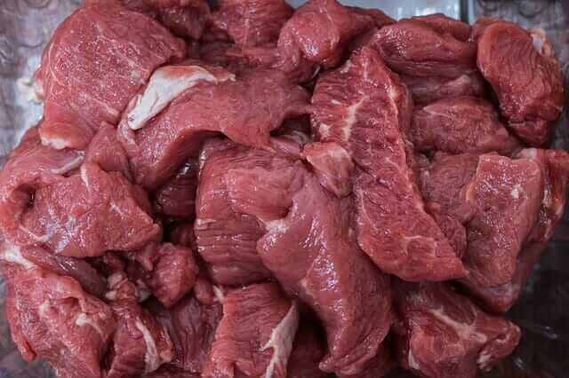 牛肉の赤身は安いです。